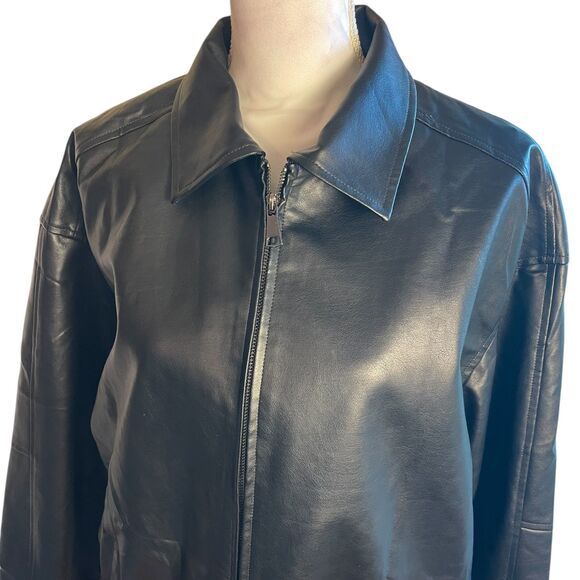 Automet Womens Black Faux Leather Bomber Jacket Sz M Zip Up Minimalist Modern - Picture 4 of 14